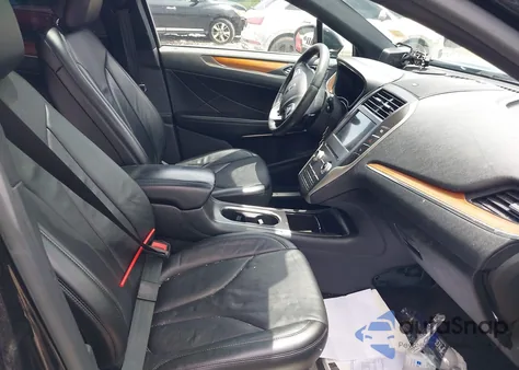 2017 Lincoln Mkc Reserve z USA, uszkodzony, nr VIN 5LMTJ3DH7HUL51593